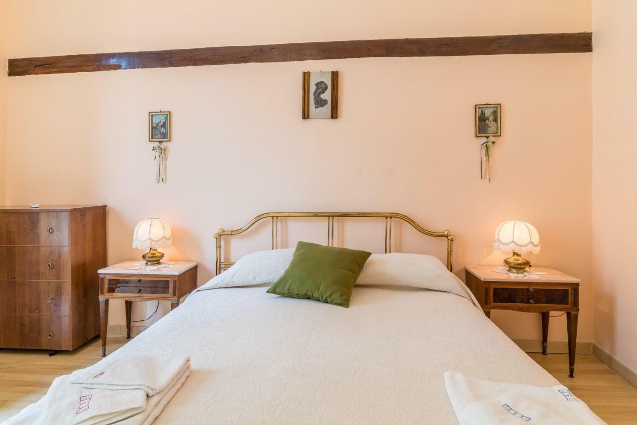 Holiday home La Finestra Sul Monastero Chiostro Naples