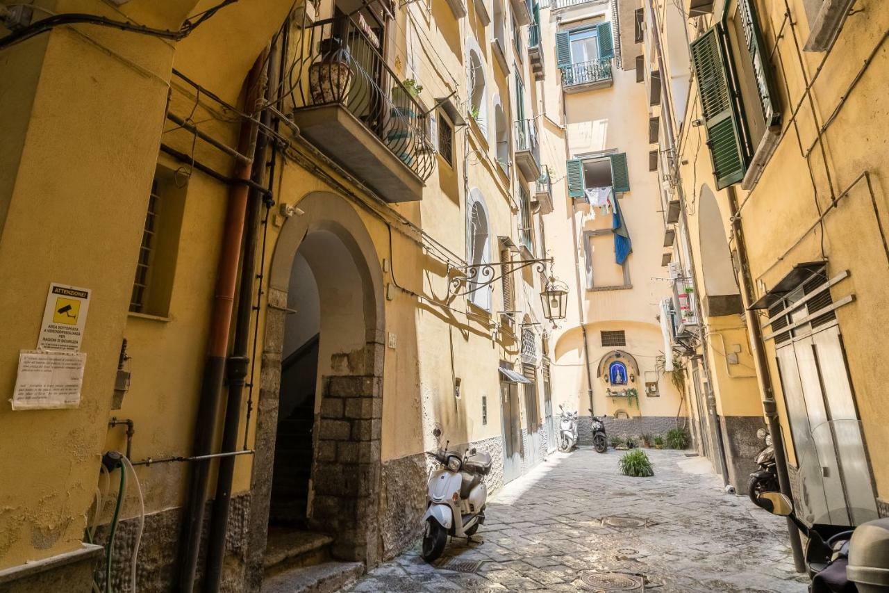 La Finestra Sul Monastero Chiostro Naples